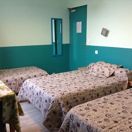 Cosmos Hotel 2*