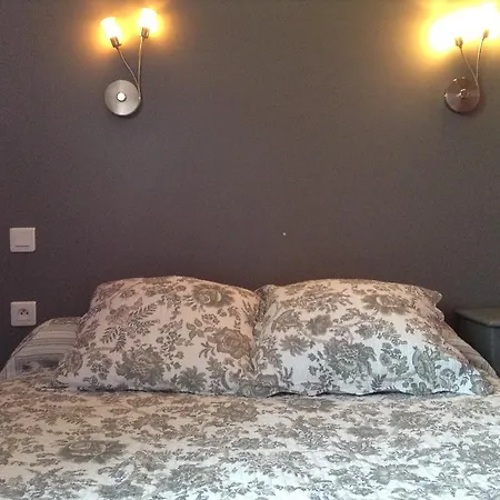 Hotel Cosmos 2*